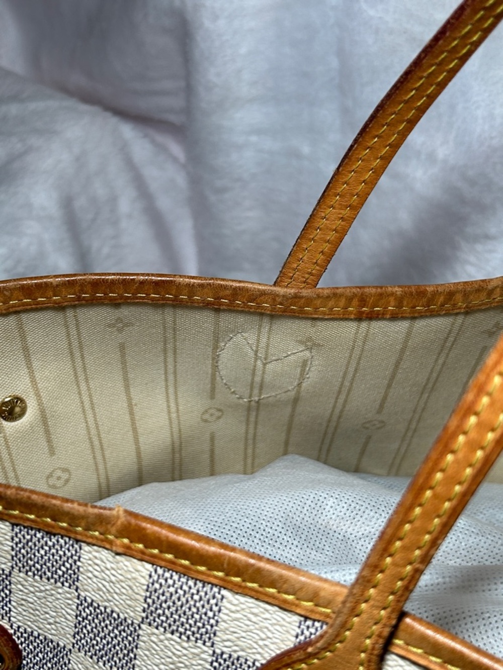 395. Louis Vuitton Damier Azur Canvas Neverful MM w/coa - Picture 6 of 15
